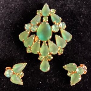 Vintage Mint Green Czech Glass Water Drop Bead Brooch Earrings Green Rhinestones